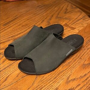 Mephisto Black Leather Slide Sandals women's size 10